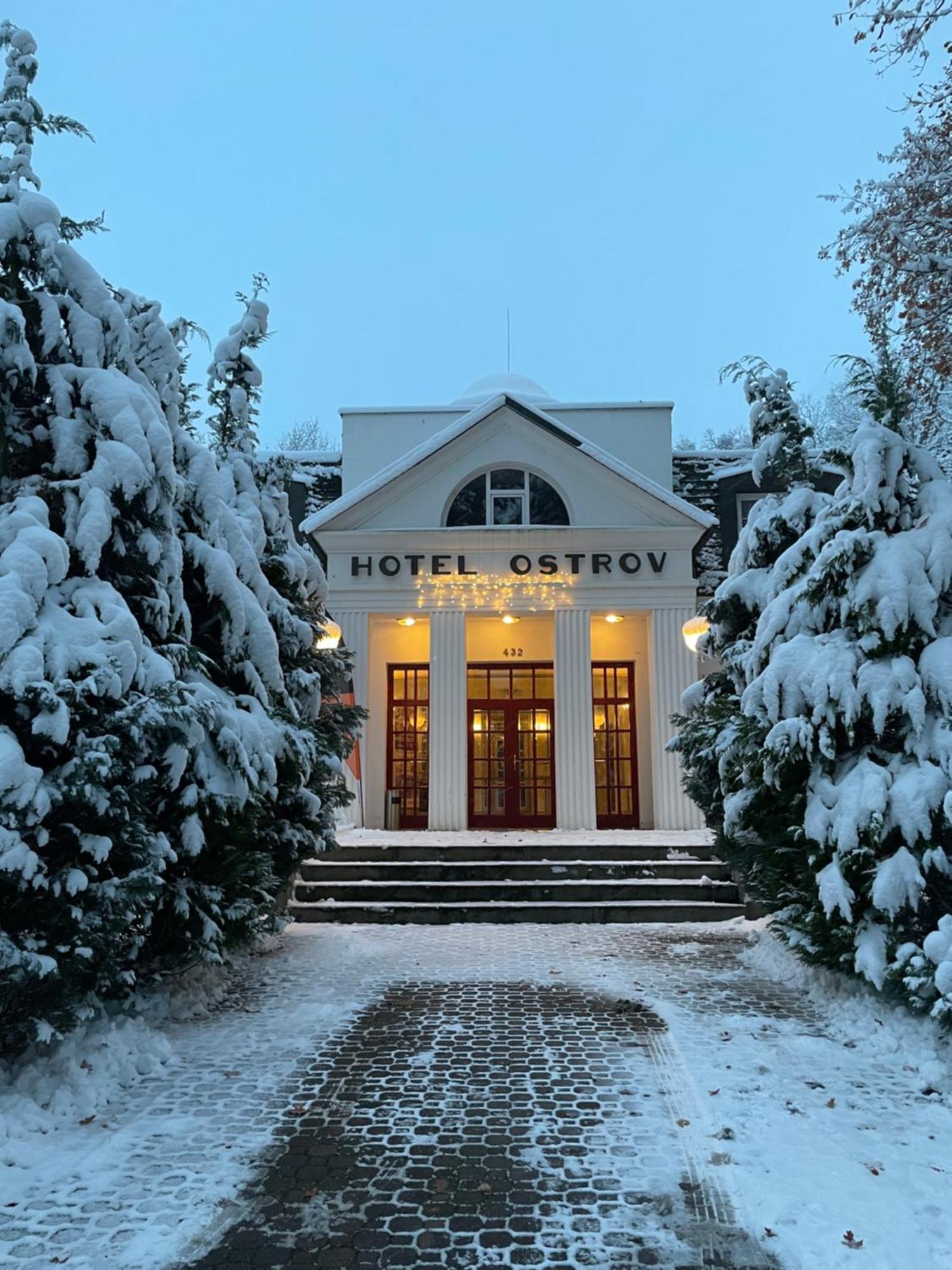 Hotel Ostrov Nymburk Εξωτερικό φωτογραφία