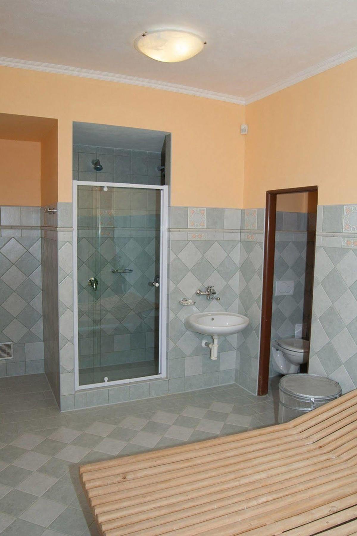 Hotel Ostrov Nymburk Εξωτερικό φωτογραφία