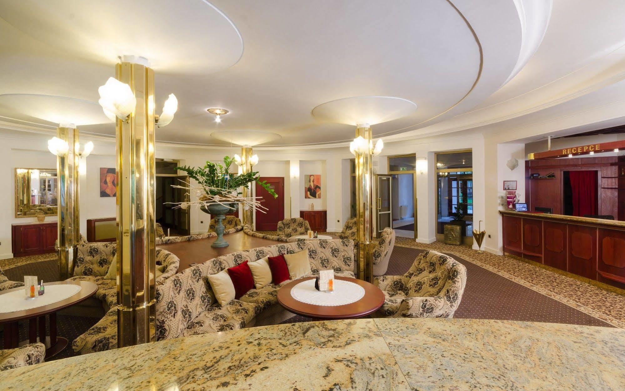 Hotel Ostrov Nymburk Εξωτερικό φωτογραφία